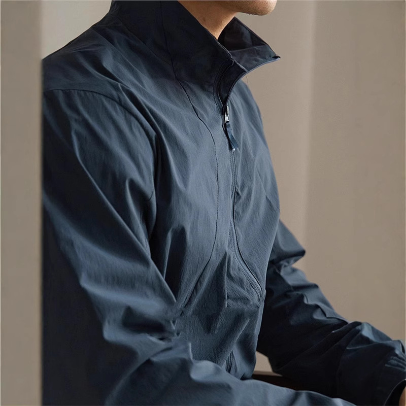 เสื้อแจ็คเก็ตเดินป่าผู้ชายสำหร - Outdoor Adventure Windbreaker บทวิจารณ์และราคา